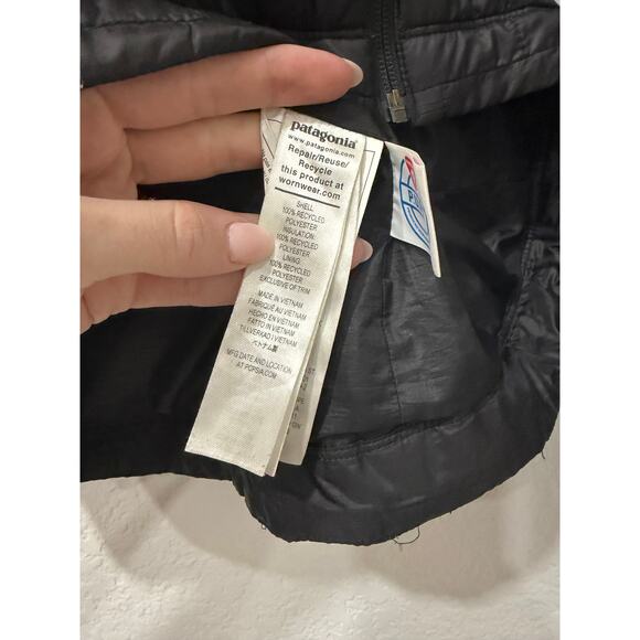 Patagonia Women's Nano Puff Jacket - Picture 4 of 5